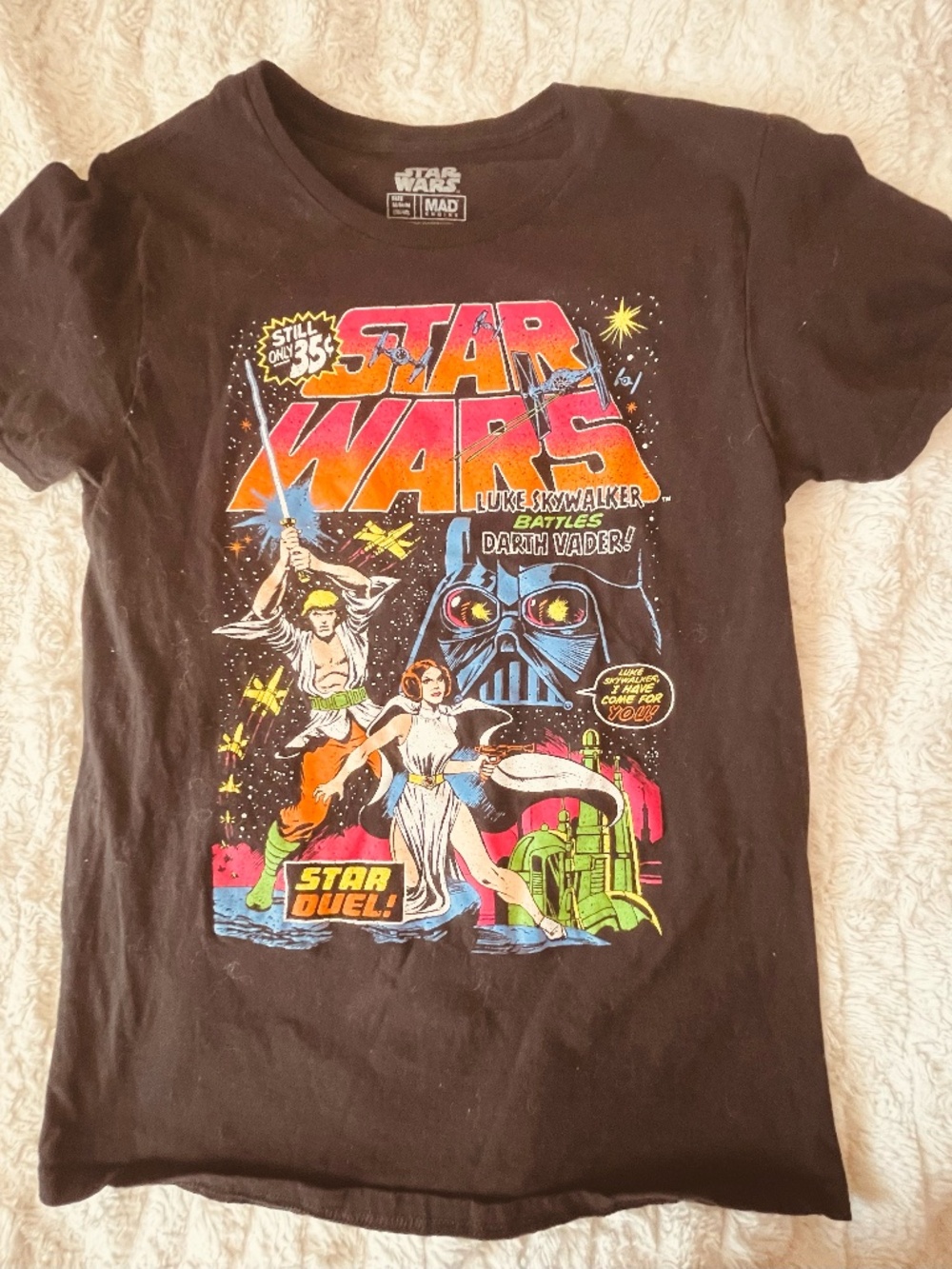 NWOT Star Wars Comic Cover T-Shirt Medium NWOT Luke Skywalker Darth Vader
